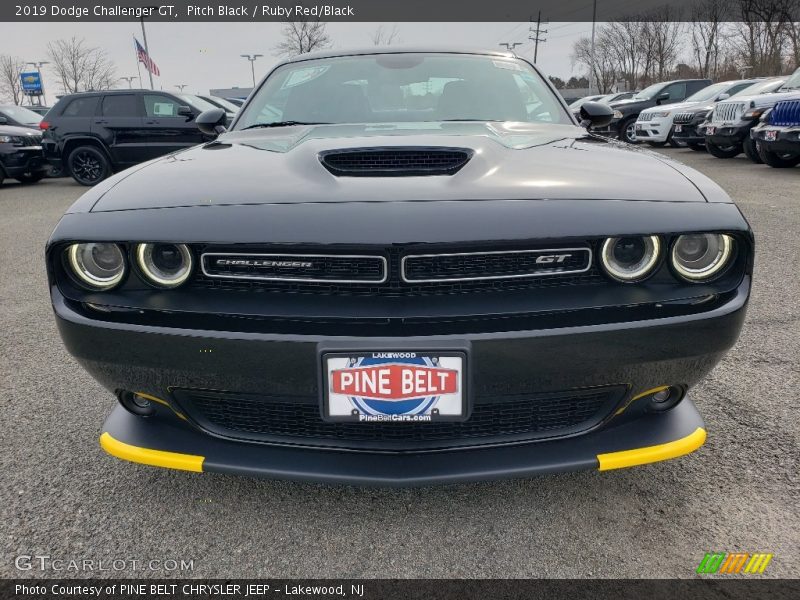 Pitch Black / Ruby Red/Black 2019 Dodge Challenger GT