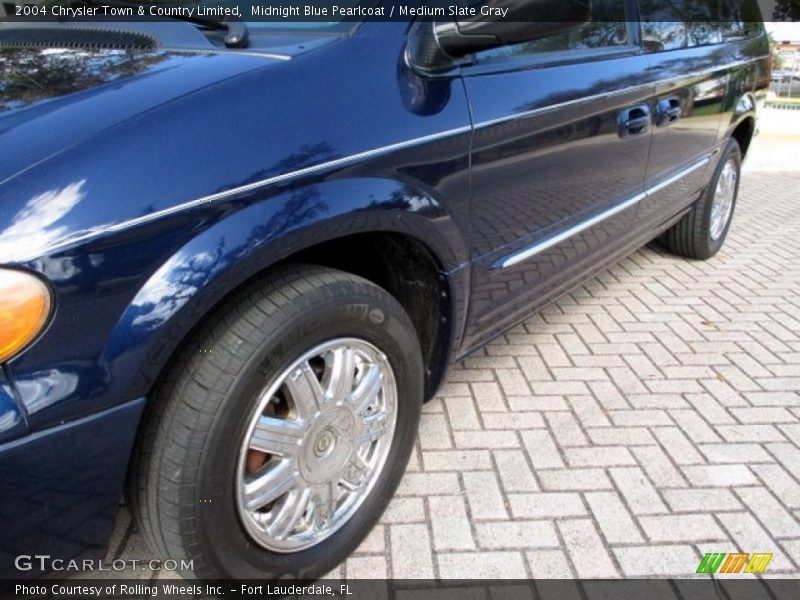 Midnight Blue Pearlcoat / Medium Slate Gray 2004 Chrysler Town & Country Limited