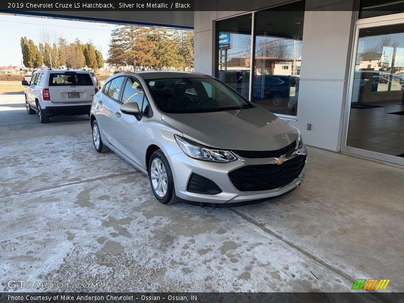 Silver Ice Metallic / Black 2019 Chevrolet Cruze LS Hatchback