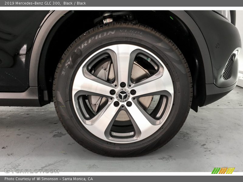 Black / Black 2019 Mercedes-Benz GLC 300