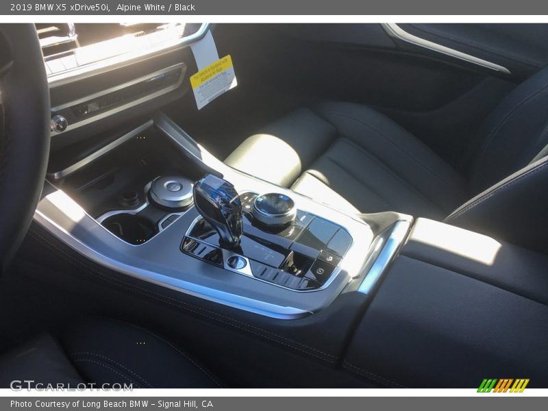 Alpine White / Black 2019 BMW X5 xDrive50i