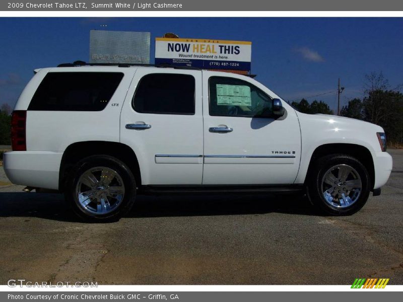 Summit White / Light Cashmere 2009 Chevrolet Tahoe LTZ
