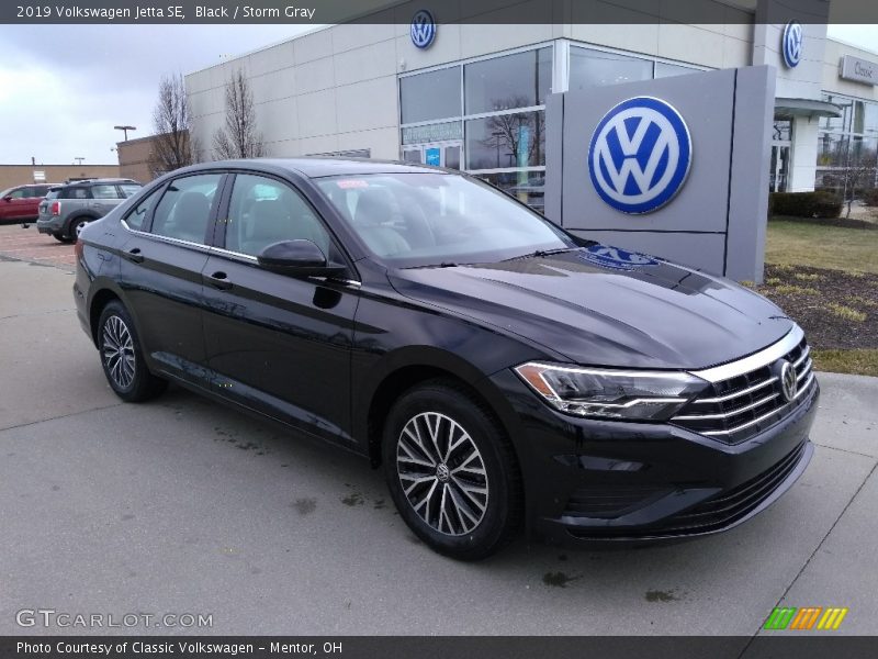 Black / Storm Gray 2019 Volkswagen Jetta SE