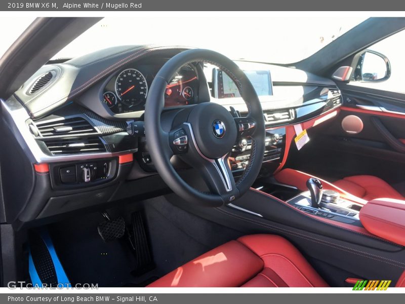 Alpine White / Mugello Red 2019 BMW X6 M