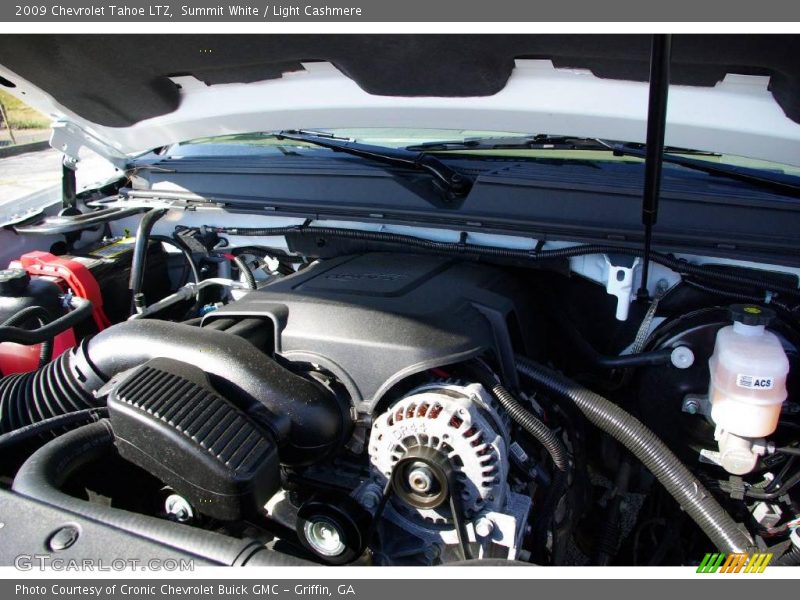 Summit White / Light Cashmere 2009 Chevrolet Tahoe LTZ