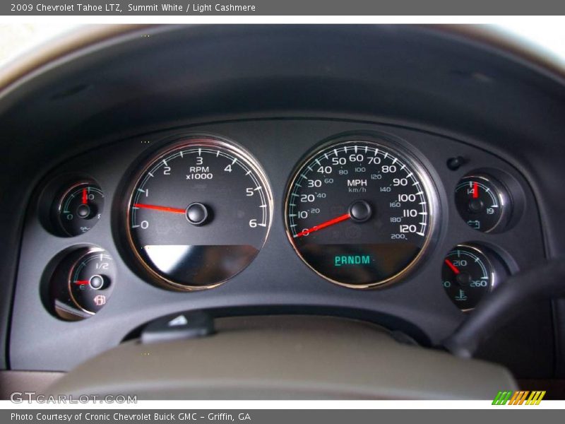 Summit White / Light Cashmere 2009 Chevrolet Tahoe LTZ