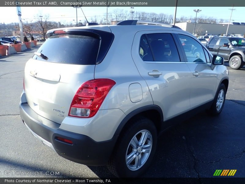 Champagne Silver Metallic / Jet Black/Brownstone 2016 Chevrolet Trax LT AWD
