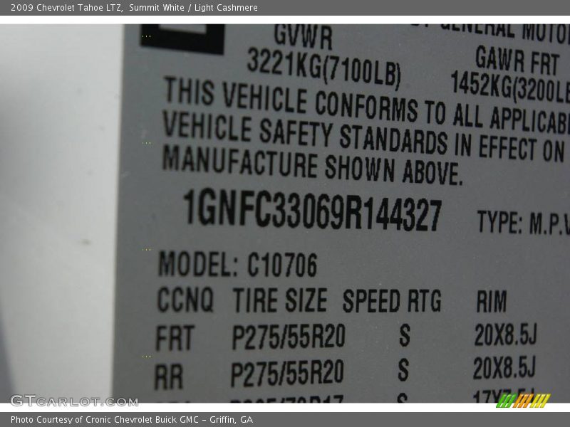Summit White / Light Cashmere 2009 Chevrolet Tahoe LTZ