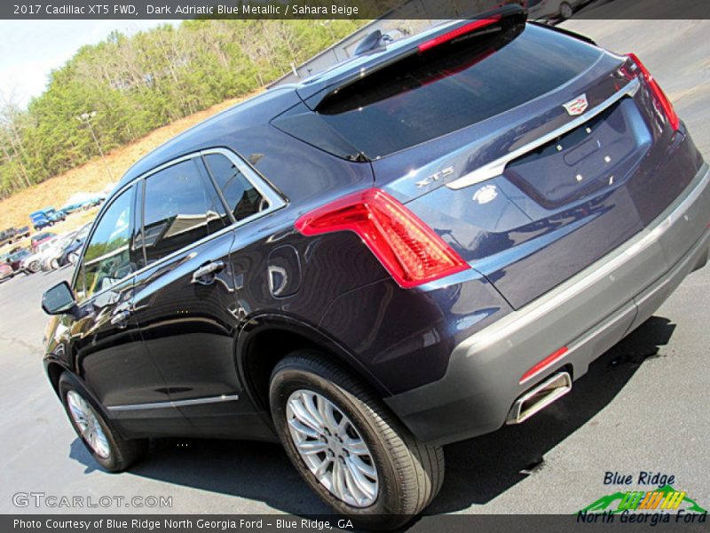 Dark Adriatic Blue Metallic / Sahara Beige 2017 Cadillac XT5 FWD