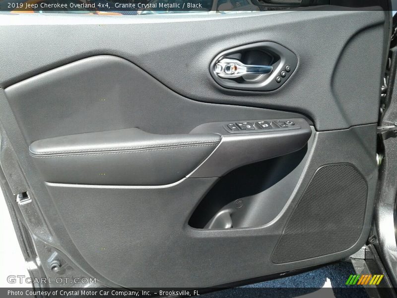 Granite Crystal Metallic / Black 2019 Jeep Cherokee Overland 4x4