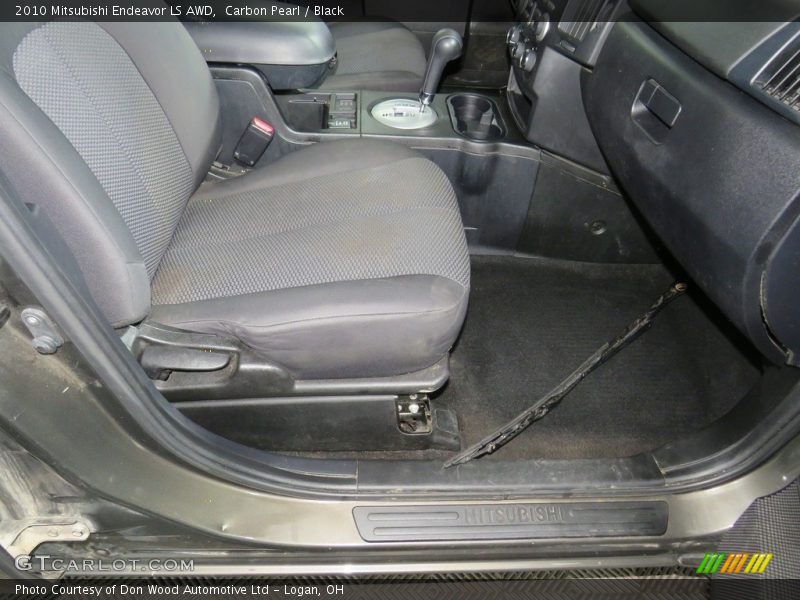 Carbon Pearl / Black 2010 Mitsubishi Endeavor LS AWD