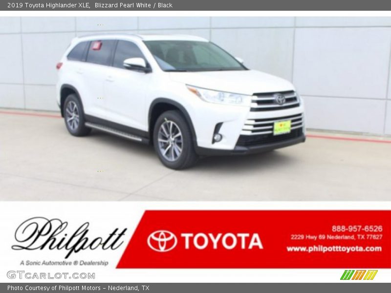 Blizzard Pearl White / Black 2019 Toyota Highlander XLE