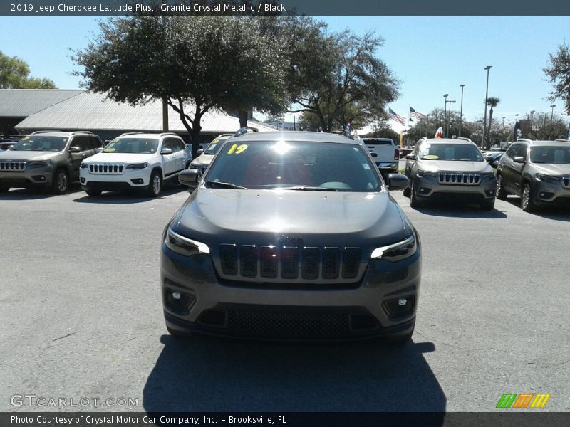 Granite Crystal Metallic / Black 2019 Jeep Cherokee Latitude Plus