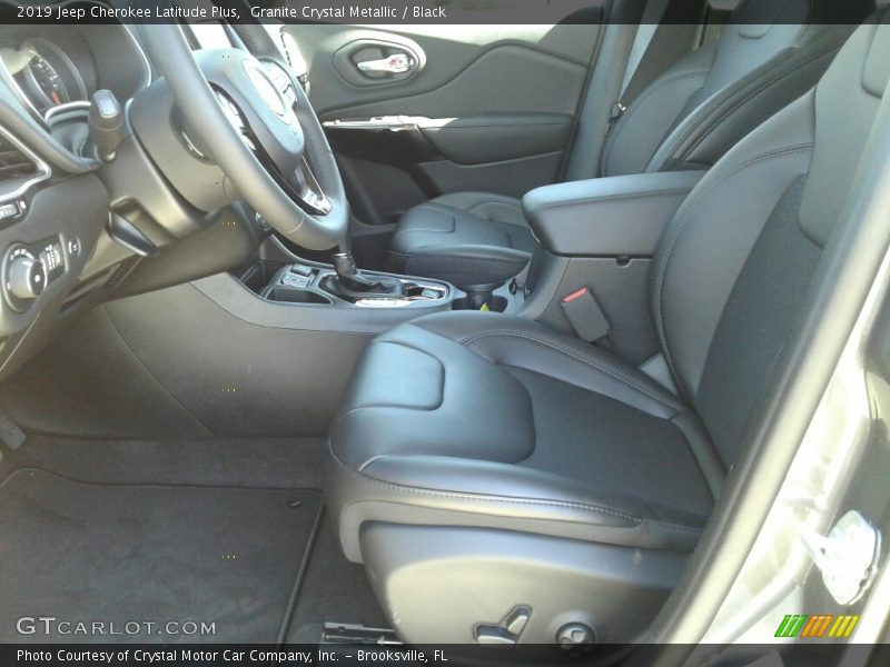 Granite Crystal Metallic / Black 2019 Jeep Cherokee Latitude Plus