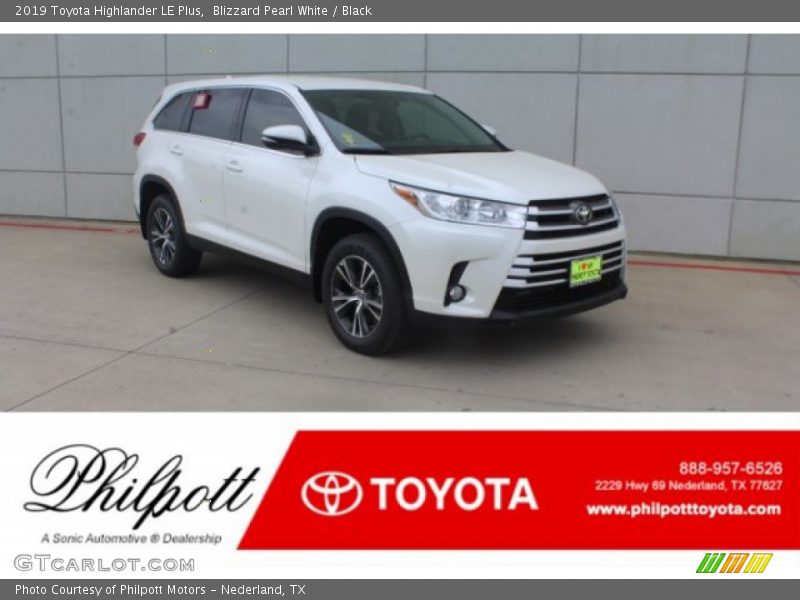 Blizzard Pearl White / Black 2019 Toyota Highlander LE Plus