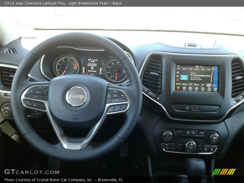 Light Brownstone Pearl / Black 2019 Jeep Cherokee Latitude Plus