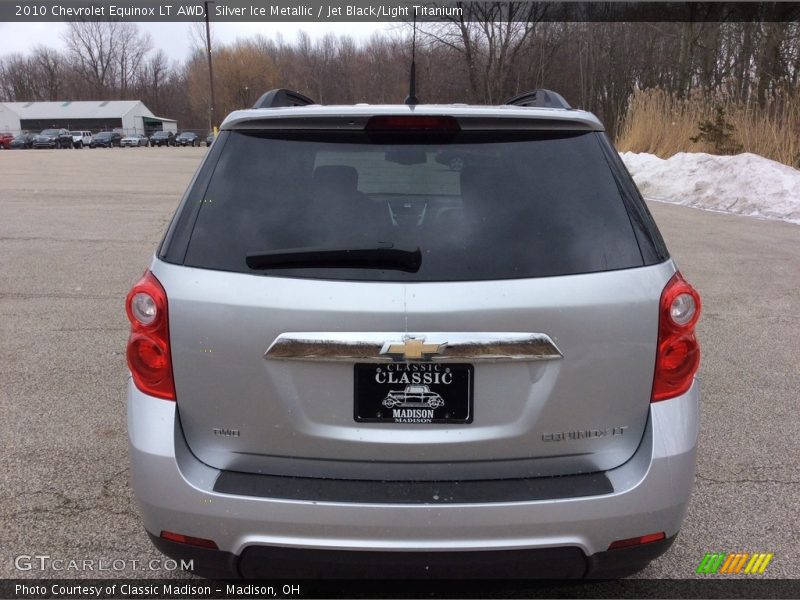 Silver Ice Metallic / Jet Black/Light Titanium 2010 Chevrolet Equinox LT AWD
