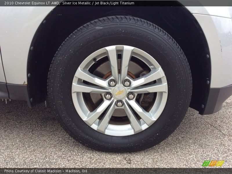 Silver Ice Metallic / Jet Black/Light Titanium 2010 Chevrolet Equinox LT AWD