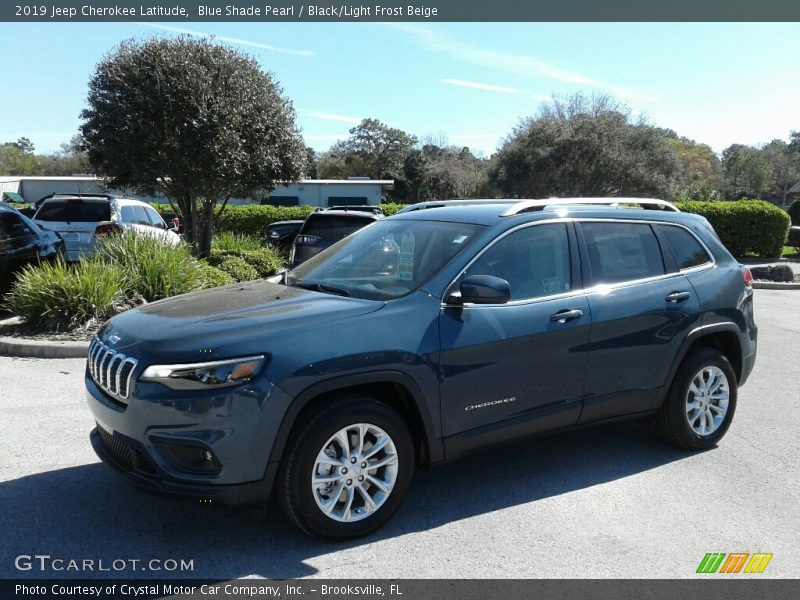 Blue Shade Pearl / Black/Light Frost Beige 2019 Jeep Cherokee Latitude