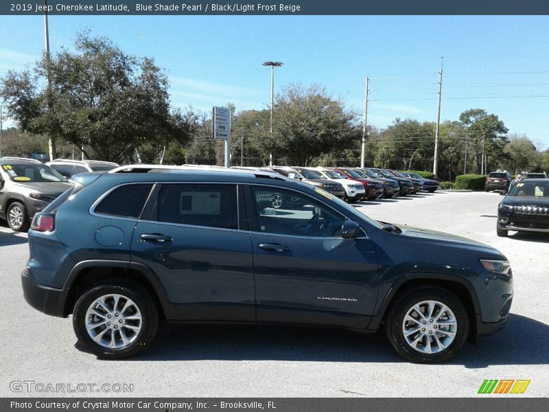 Blue Shade Pearl / Black/Light Frost Beige 2019 Jeep Cherokee Latitude