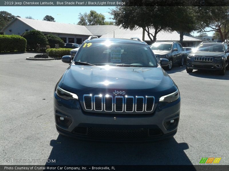 Blue Shade Pearl / Black/Light Frost Beige 2019 Jeep Cherokee Latitude