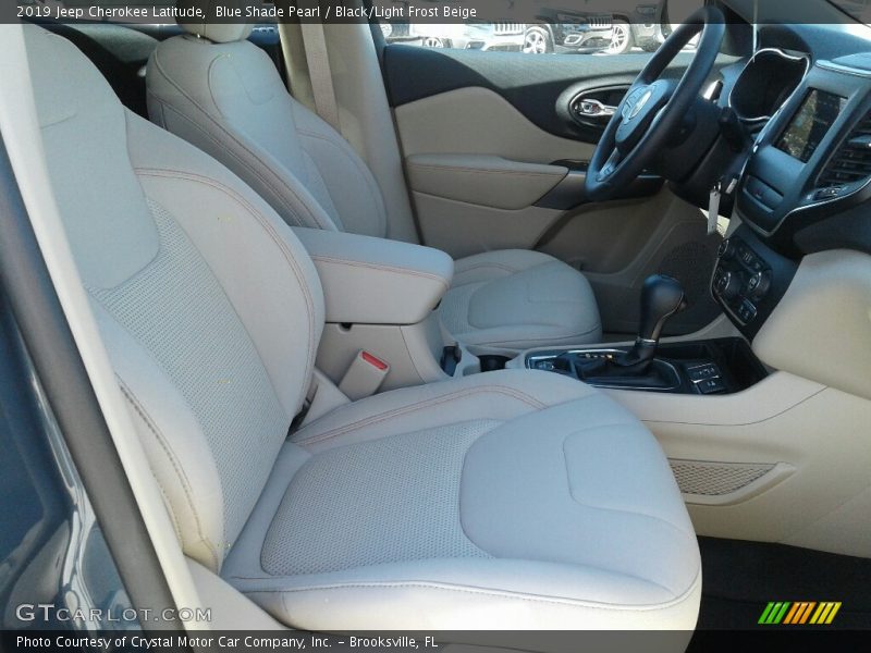 Blue Shade Pearl / Black/Light Frost Beige 2019 Jeep Cherokee Latitude