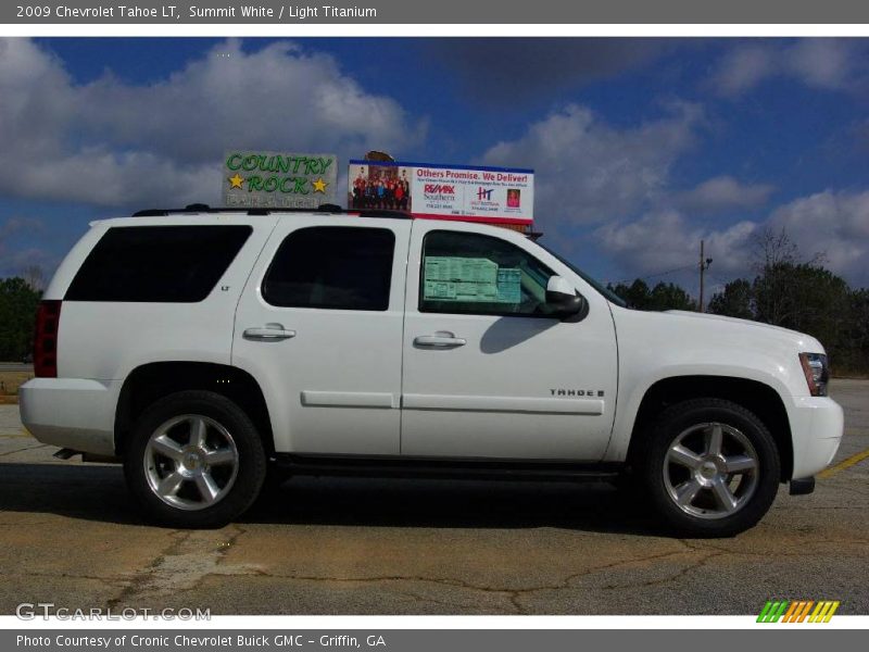 Summit White / Light Titanium 2009 Chevrolet Tahoe LT