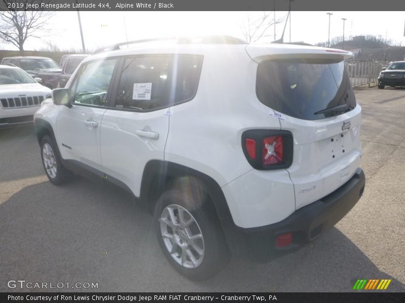 Alpine White / Black 2019 Jeep Renegade Latitude 4x4