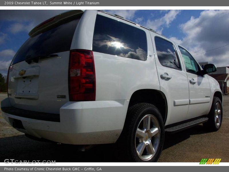 Summit White / Light Titanium 2009 Chevrolet Tahoe LT