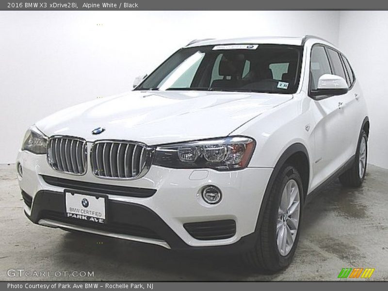 Alpine White / Black 2016 BMW X3 xDrive28i