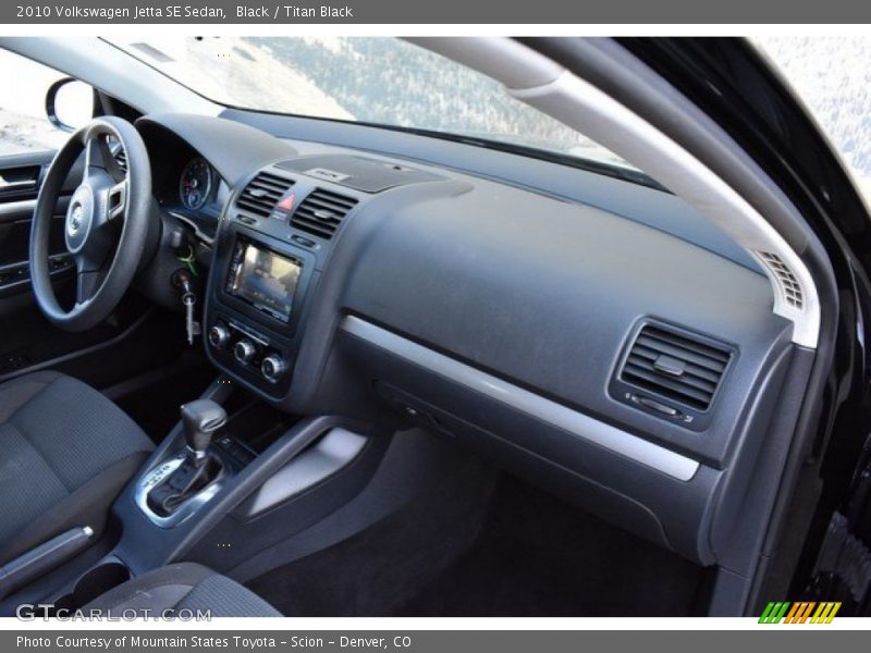 Black / Titan Black 2010 Volkswagen Jetta SE Sedan