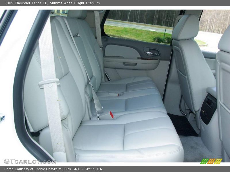 Summit White / Light Titanium 2009 Chevrolet Tahoe LT