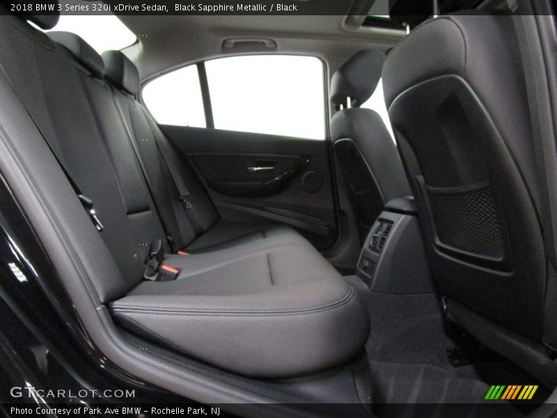 Black Sapphire Metallic / Black 2018 BMW 3 Series 320i xDrive Sedan