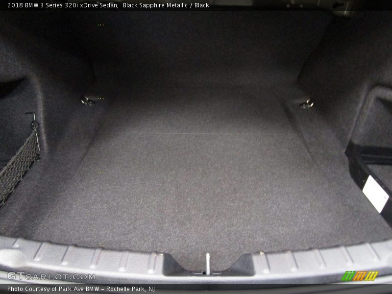 Black Sapphire Metallic / Black 2018 BMW 3 Series 320i xDrive Sedan
