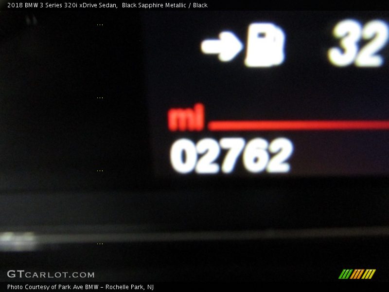 Black Sapphire Metallic / Black 2018 BMW 3 Series 320i xDrive Sedan