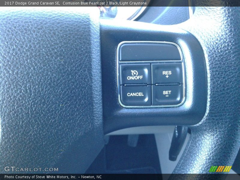 Contusion Blue Pearlcoat / Black/Light Graystone 2017 Dodge Grand Caravan SE