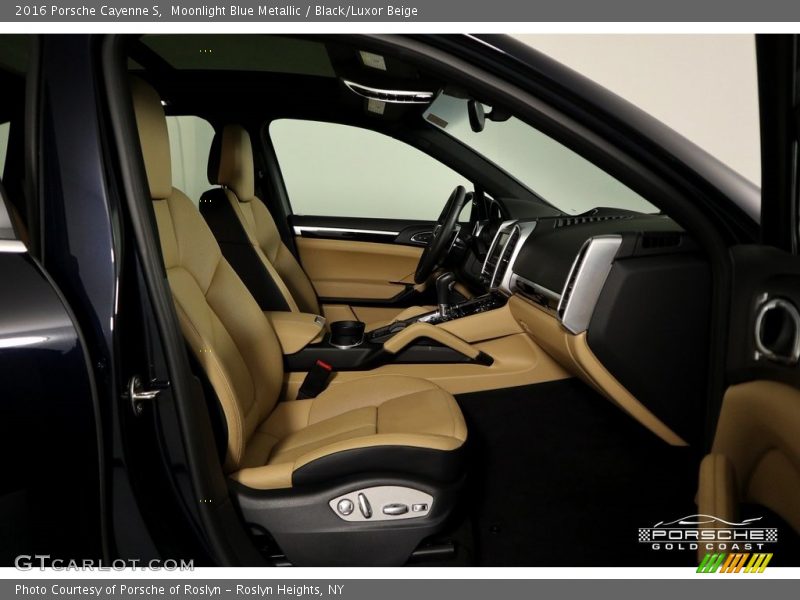 Moonlight Blue Metallic / Black/Luxor Beige 2016 Porsche Cayenne S