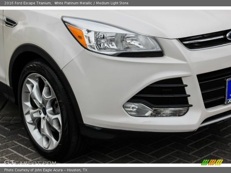 White Platinum Metallic / Medium Light Stone 2016 Ford Escape Titanium