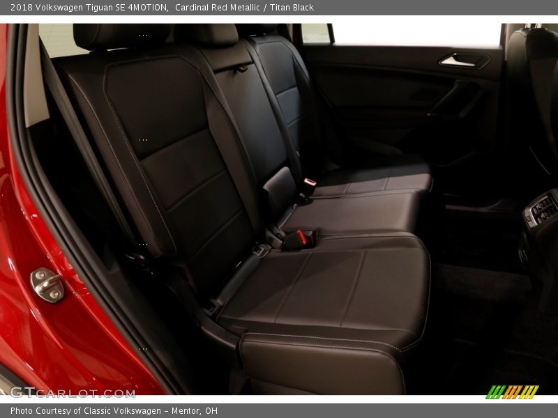 Cardinal Red Metallic / Titan Black 2018 Volkswagen Tiguan SE 4MOTION