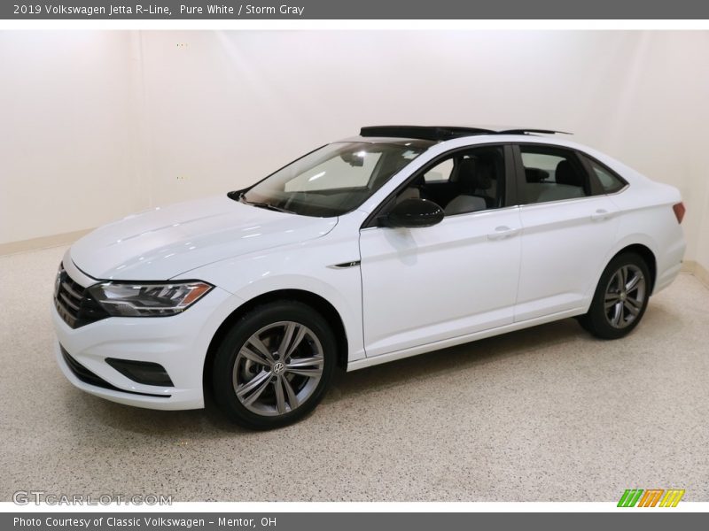 Pure White / Storm Gray 2019 Volkswagen Jetta R-Line