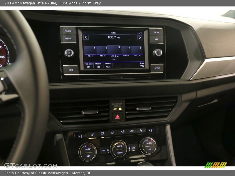 Pure White / Storm Gray 2019 Volkswagen Jetta R-Line