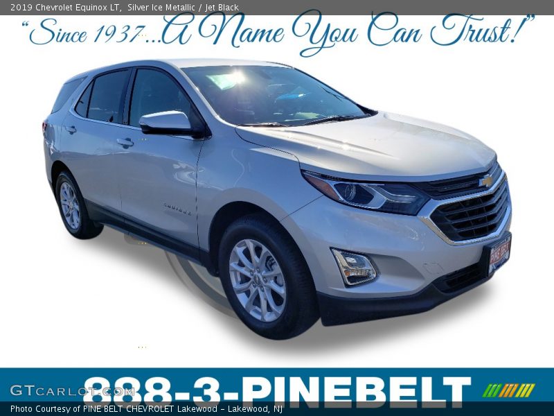 Silver Ice Metallic / Jet Black 2019 Chevrolet Equinox LT