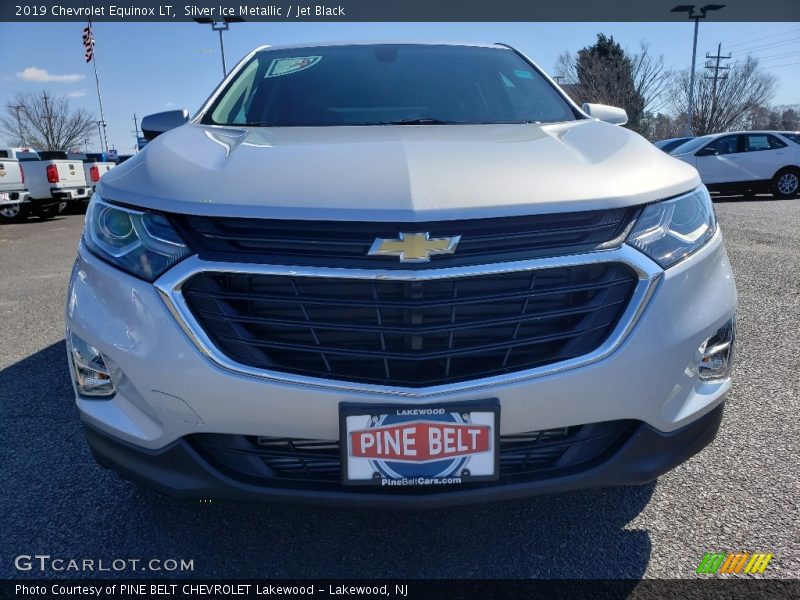 Silver Ice Metallic / Jet Black 2019 Chevrolet Equinox LT