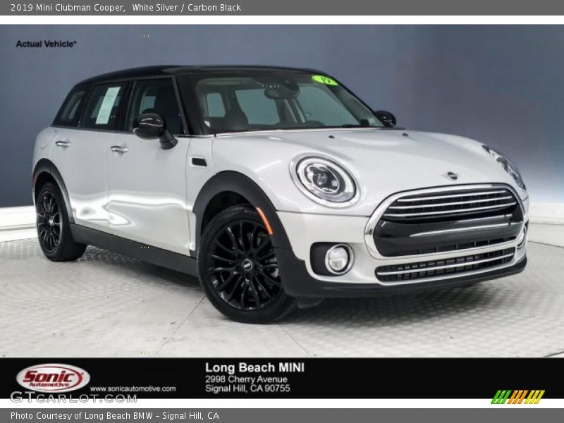 White Silver / Carbon Black 2019 Mini Clubman Cooper