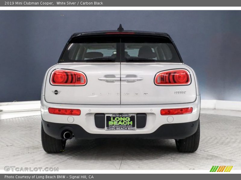 White Silver / Carbon Black 2019 Mini Clubman Cooper