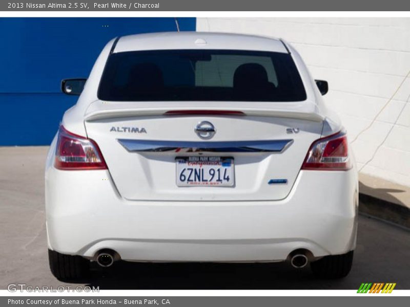 Pearl White / Charcoal 2013 Nissan Altima 2.5 SV