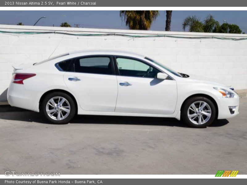 Pearl White / Charcoal 2013 Nissan Altima 2.5 SV