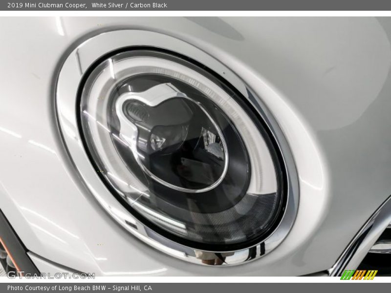White Silver / Carbon Black 2019 Mini Clubman Cooper