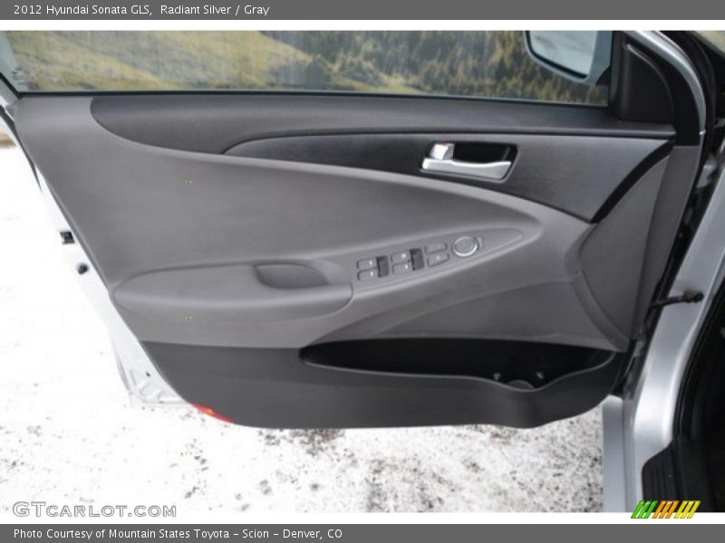 Radiant Silver / Gray 2012 Hyundai Sonata GLS