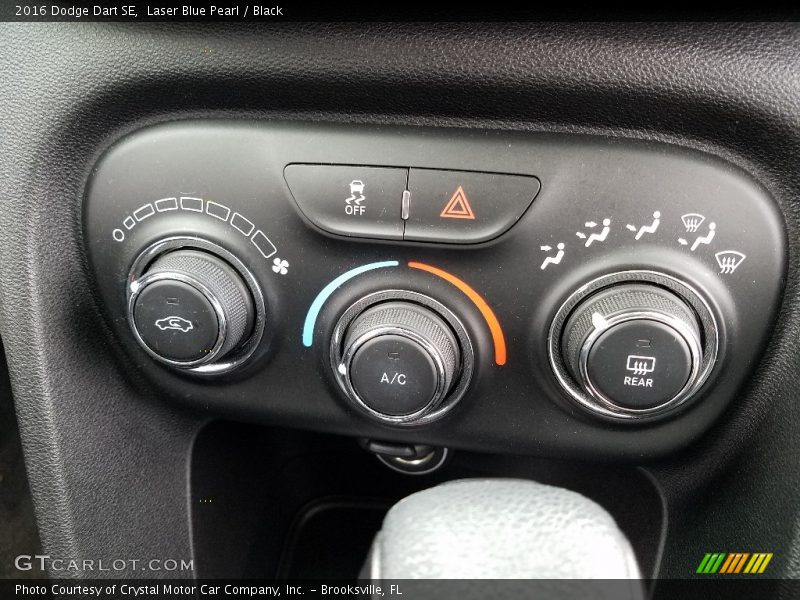 Laser Blue Pearl / Black 2016 Dodge Dart SE